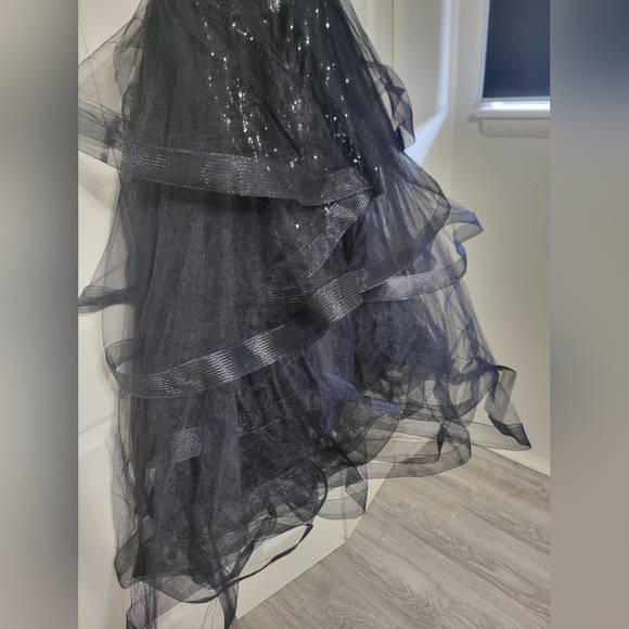 SHERRI HILL Formal Prom/Homecoming or other special occasion Black Gown - Picture 11 of 12